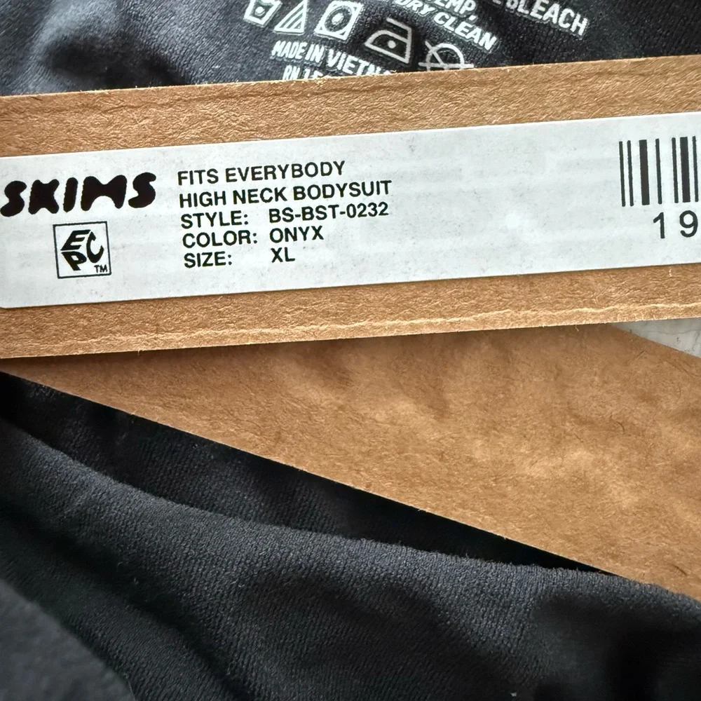 Skims Fits Everybody High Neck Bodysuit in Onyx/Black Size XL NWT - Picture 7 of 7